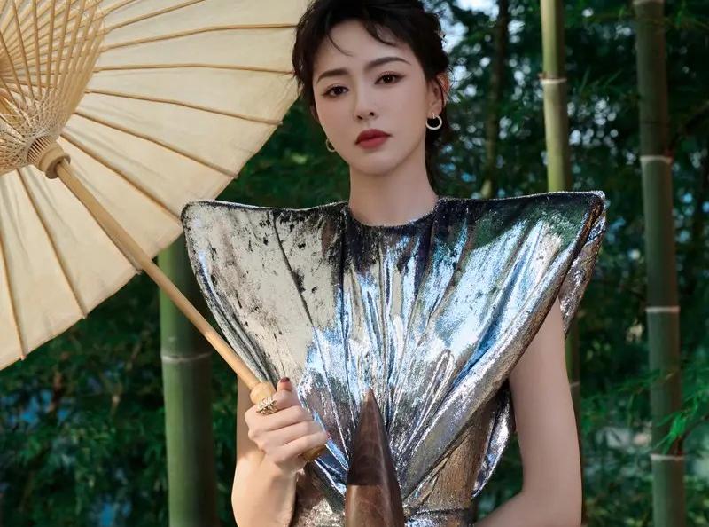 于朦胧的人生形态分析