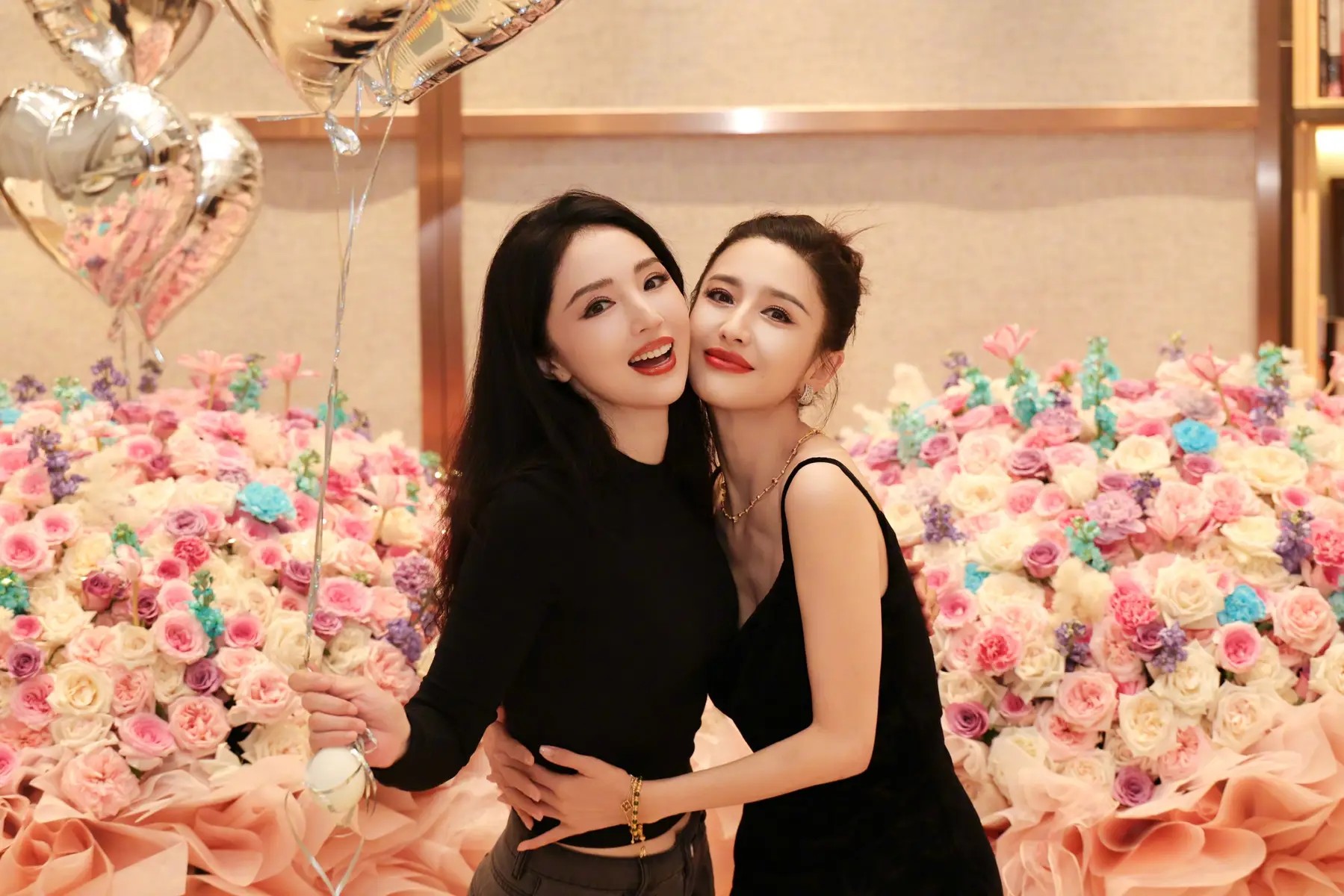 三冠王拿不到金球，帽子戏法反而逆袭！金球奖的“潜规则”，被伊布一句话揭穿了